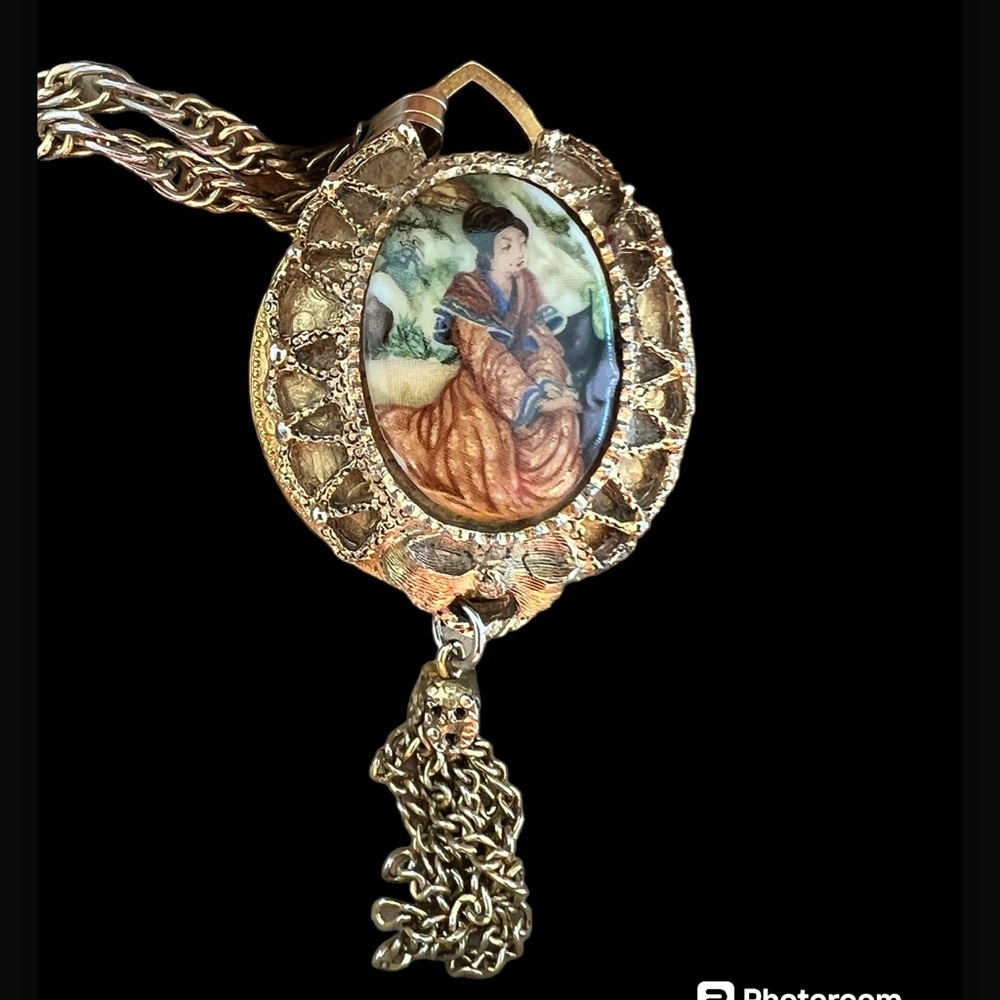 Vintage ART Arthur Pepper Oriental Asian Porcelain Portrait pendant clock